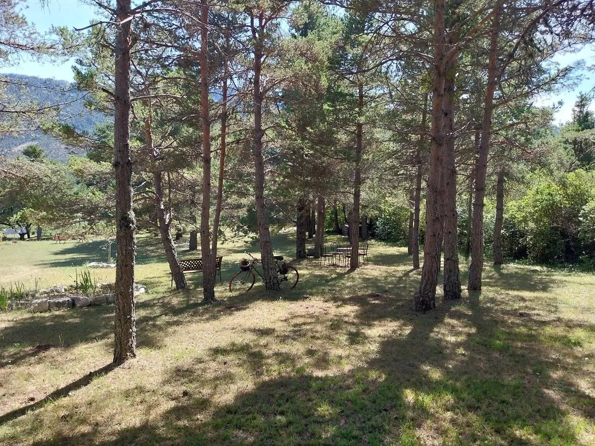 Petit Studio Dans La Prairie Saint-Auban  France
